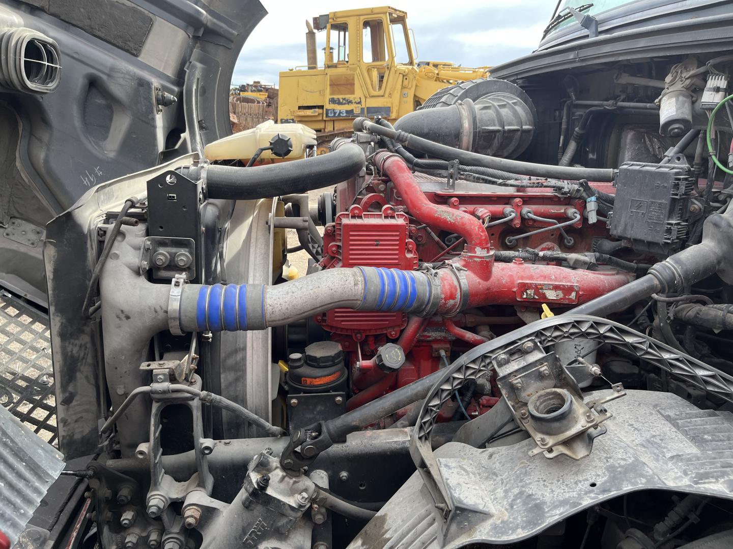 ./imagenes/INVOICE/2019/17172/TRACTOCAMION VOLVO VNL 6X4 (33).JPG